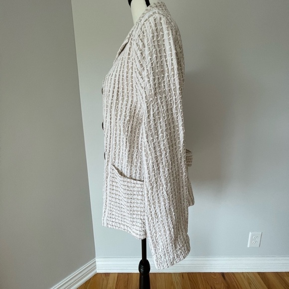 Focus size large blazer/jacket in a size large office career layer work - Picture 4 of 16